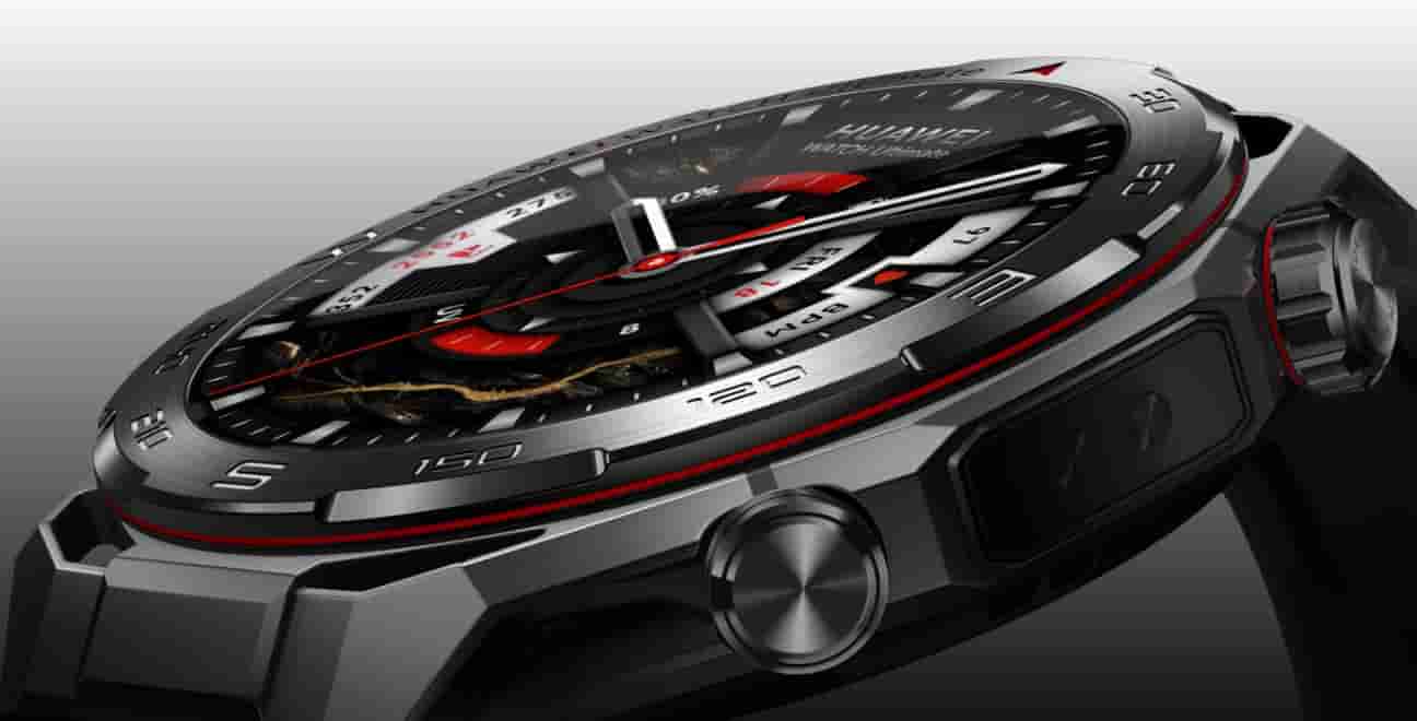Two color choices of the HUAWEI WATCH Ultimate 2: blue and black; each is paired with a dedicated fluoroelastomer strap for both style and durability